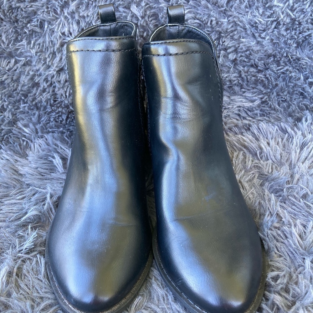 G by Guess Ladies Black Booties